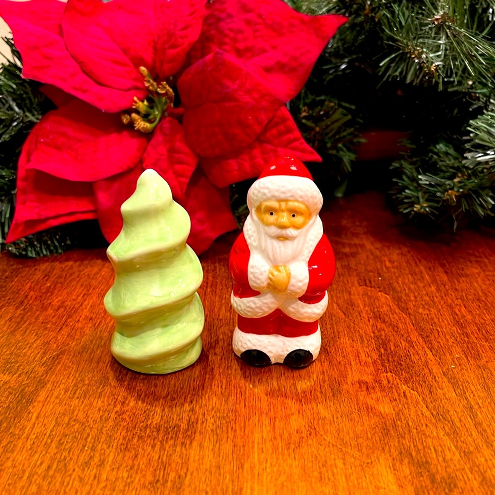Holiday Salt & Pepper Shakers (Santa & Christmas Tree)